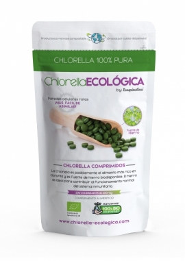 Organic chlorella in tablets